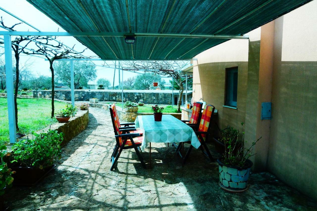 רוביני Holiday Home Bura מראה חיצוני תמונה